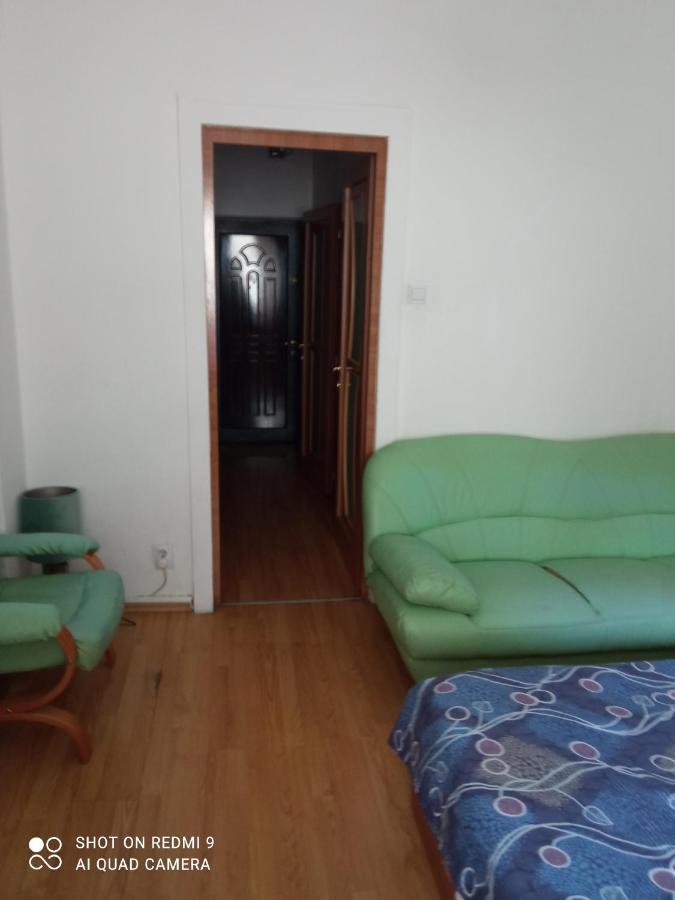 Studio Andreea Apartment บูคาเรสต์ ภายนอก รูปภาพ